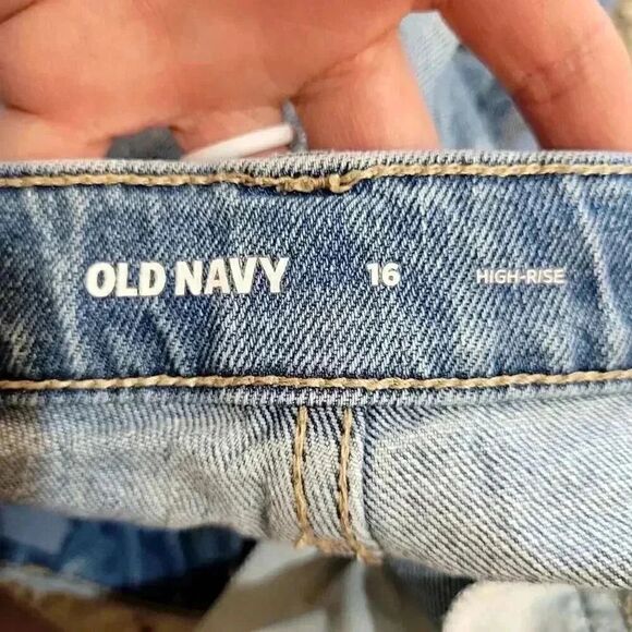 Old Navy Girl's Light Wash Cotton/Poly/Spandex Denim High Rise Rolled Cuff Lace - Picture 11 of 13